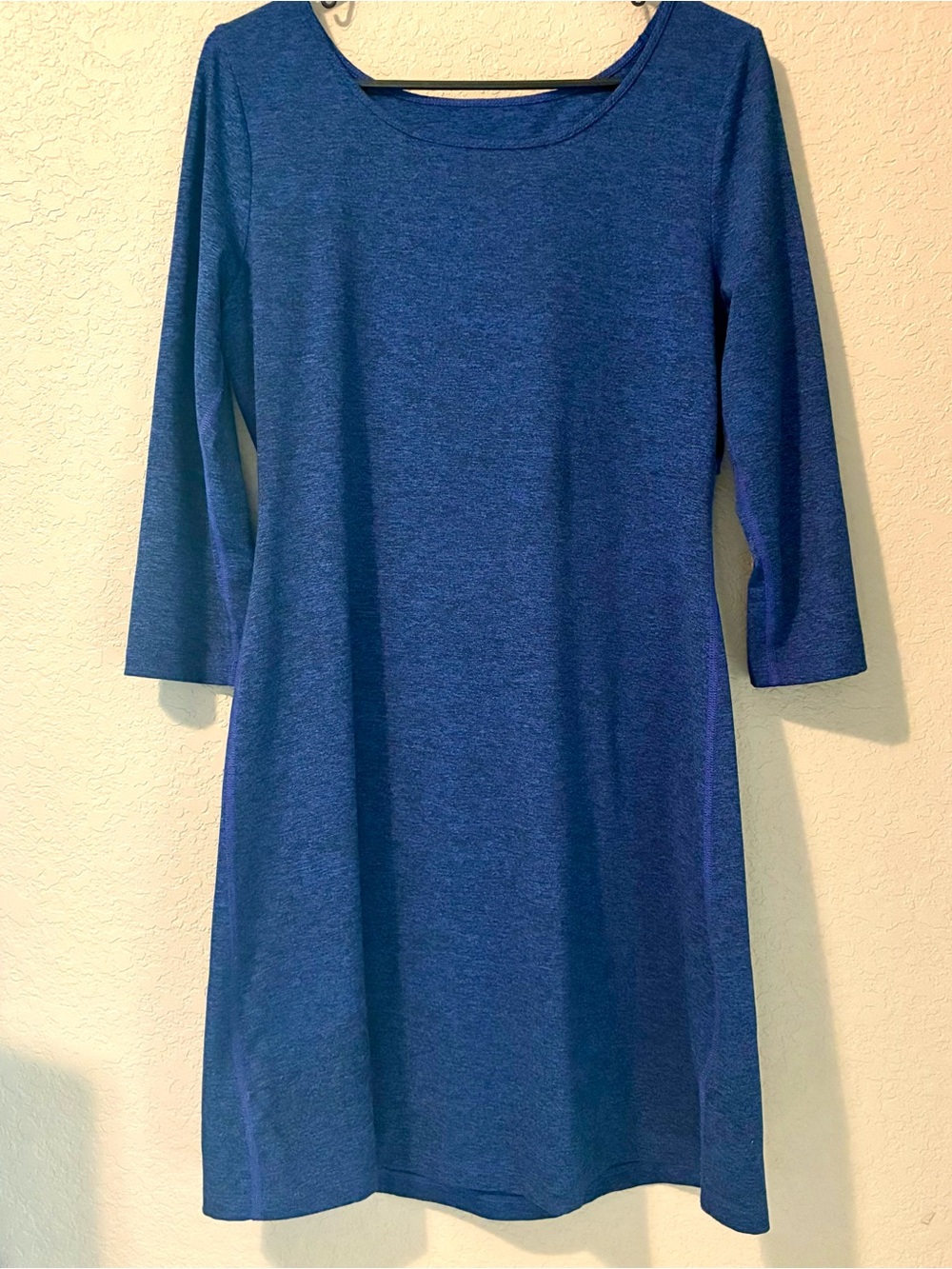 Patagonia Heathered Blue 3/4 sleeve mini dress.